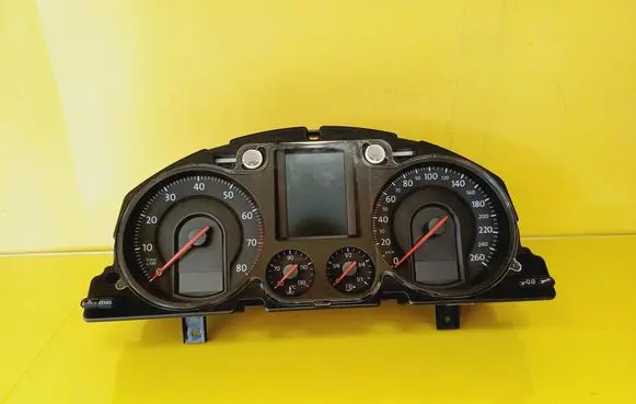 Speedometer (instrument cluster)