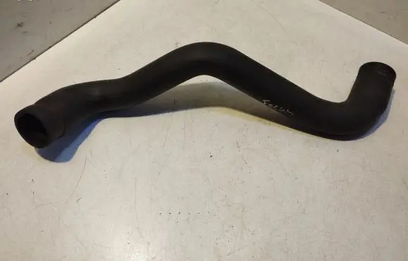 Ford Focus Engine coolant pipe/hose 3M5H8260CH