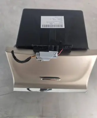 Jeep Grand Cherokee Dashboard storage box/compartment X90026801MR 0173225