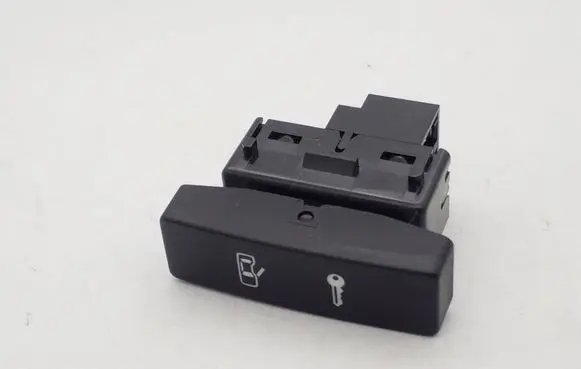 Volkswagen Touareg I Central locking switch button 7L6962125