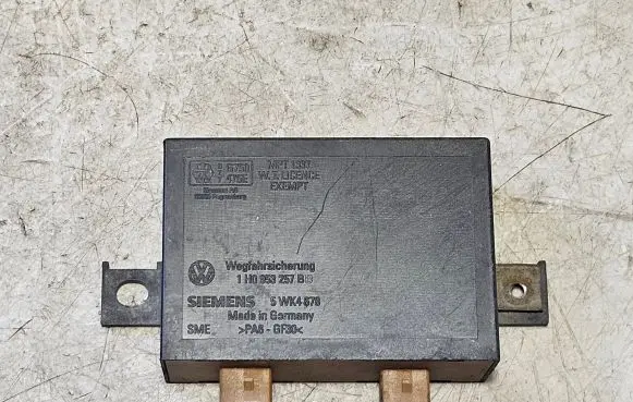 Volkswagen Transporter - Caravelle T4 Immobilizer control unit/module 1H0953257BB