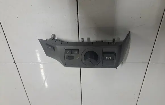 BMW 7 E65 E66 Light switch 6131691884901