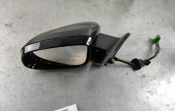 Front door electric wing mirror