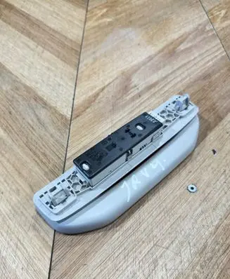 Mercedes-Benz C W205 Rear interior roof grab handle A0998150000 011583