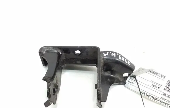 Toyota Auris E180 Engine mounting bracket 123250T100