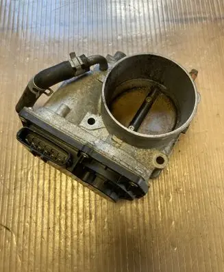 Subaru B9 Tribeca Throttle valve 16112AA160 01102 6H130950