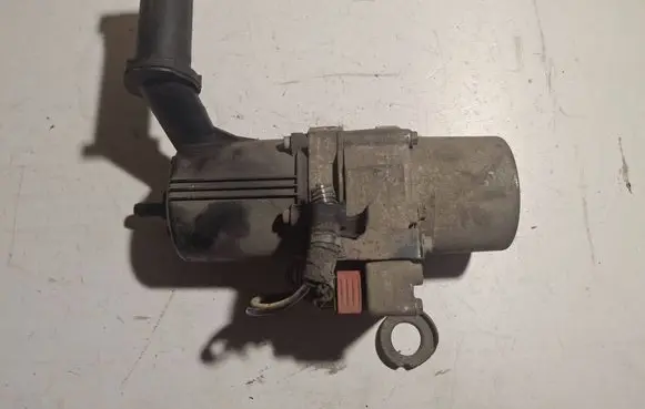 Peugeot 307 Power steering pump 9645102480 A5088674