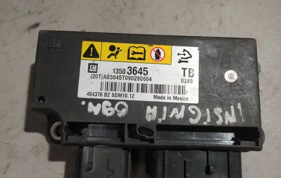 Opel Insignia A Airbag control unit/module 13503645