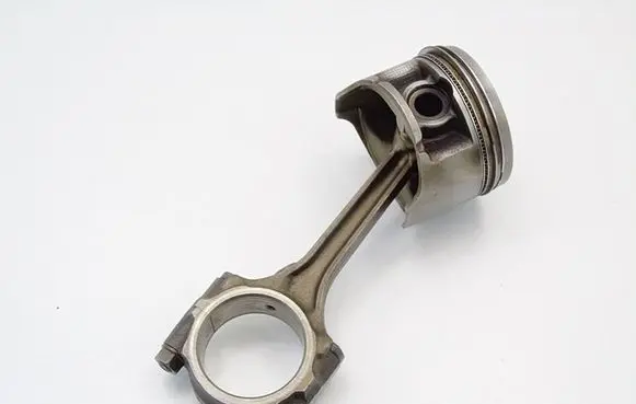Honda Civic Piston with connecting rod P07