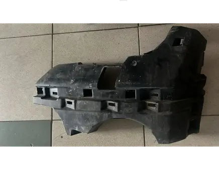 Nissan Pathfinder R51 Front bumper mounting bracket