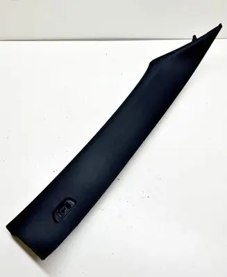 BMW X5 E70 (A) pillar trim 7337604 567182