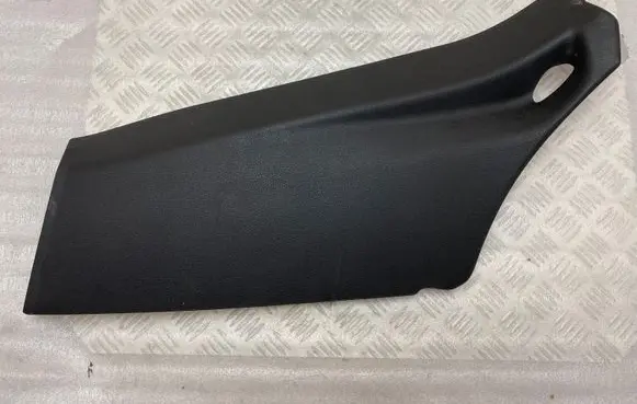 BMW 2 F46 (D) pillar trim (bottom) 7323665