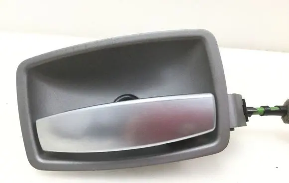 BMW 7 E65 E66 Front door interior handle 7024304