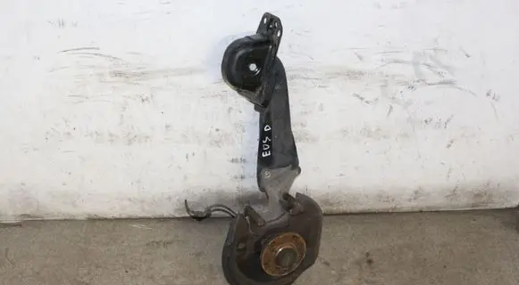 Volkswagen Eos Rear wheel hub spindle/knuckle 
