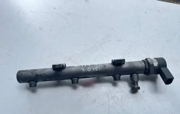 Audi A6 S6 C6 4F Fuel main line pipe 059130090AG