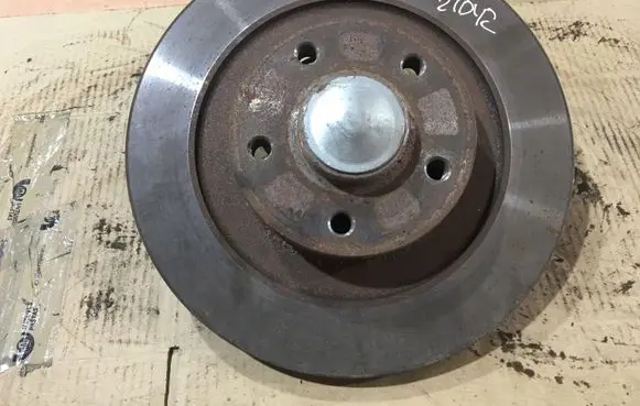 Renault Laguna III Rear wheel hub