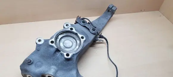 BMW 5 F10 F11 Front wheel hub spindle knuckle 6775770