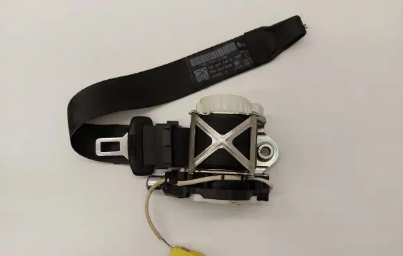 Volkswagen Eos Front seatbelt 1Q2857705B 193857737A 6X0972783