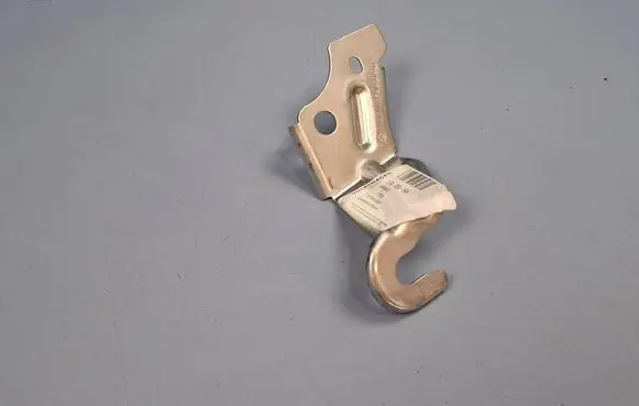 Volkswagen Jetta VII Headlight/headlamp mounting bracket 17A804594
