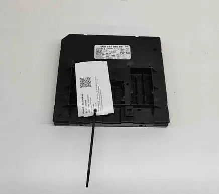 Skoda Octavia Mk3 (5E) Central body control module F005V02370 5Q0937086BK