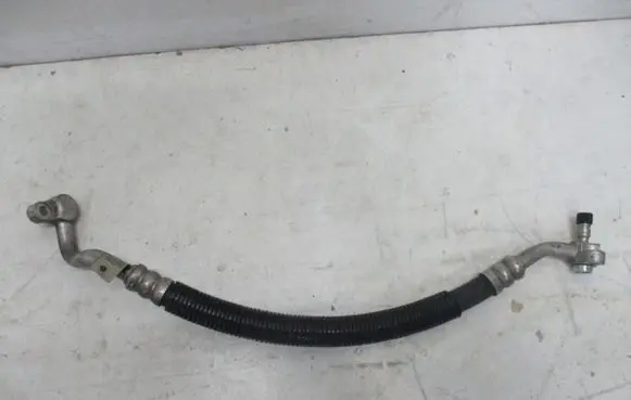 Air conditioning (A/C) pipe/hose