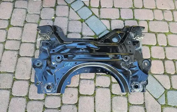 Opel Grandland X Engine mounting bracket 5O5P5L5E5X702