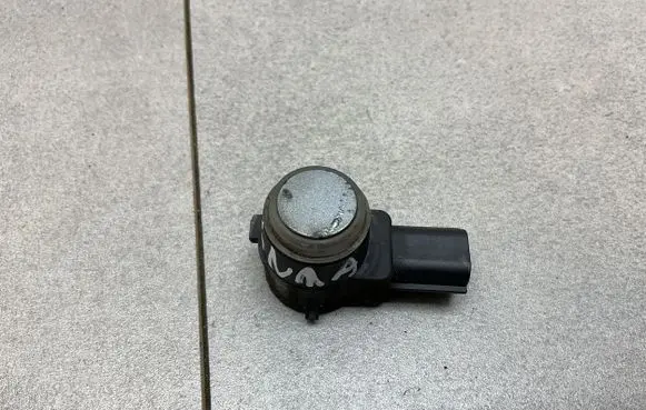 Opel Insignia A Parking PDC sensor 13300715