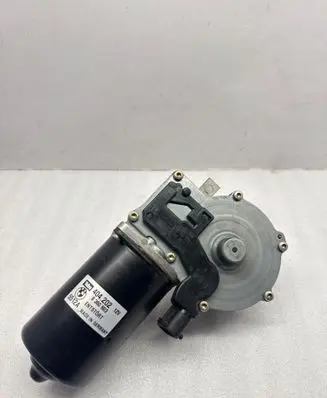 BMW 5 E39 Wiper motor 8360603 404202 5512A