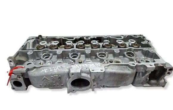 Peugeot Partner III Engine head 