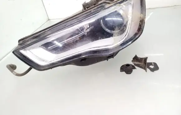 Audi A3 S3 8V Headlight/headlamp 8V0941005AF 4G0907397R 8K0941597B