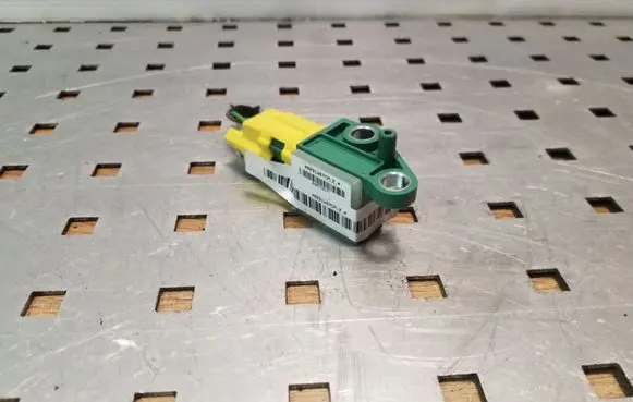 Volkswagen PASSAT B6 Airbag deployment crash/impact sensor 3C0909606