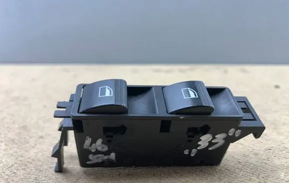 BMW 3 E46 Electric window control switch 8368915 61318368915 61318381514