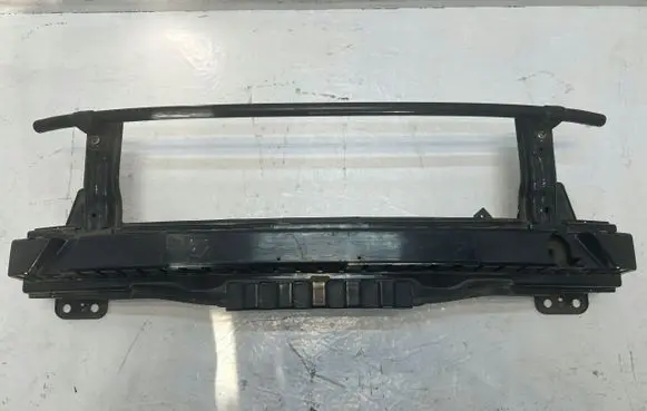 Hyundai i10 Front bumper cross member