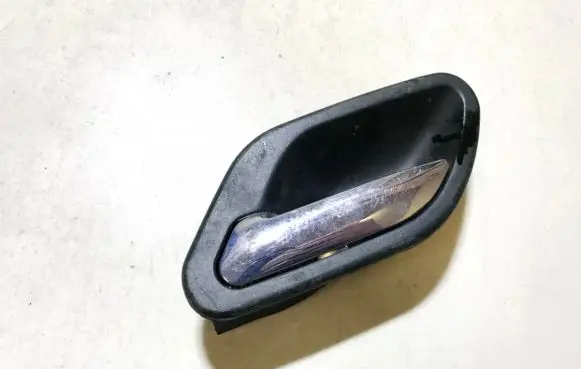 BMW 5 E39 Rear door interior handle 7032925