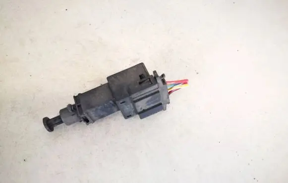 Skoda Octavia Mk1 (1U) Brake pedal sensor switch