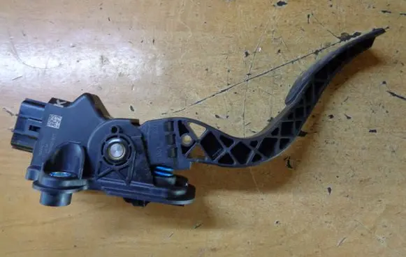 Mitsubishi ASX Accelerator throttle pedal 1600A101