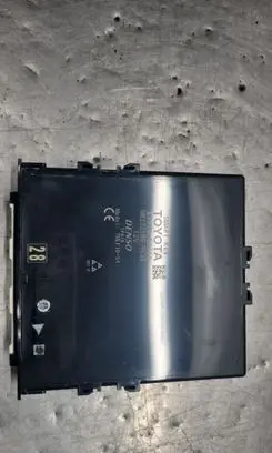 Toyota Auris E180 Keyless (KESSY) go control unit/module 8999002380