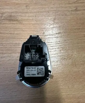 BMW 3 F30 F35 F31 Engine start stop button switch 9250734 2393320102