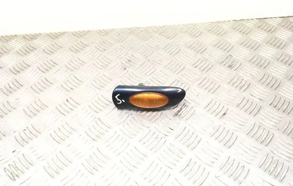 Opel Vectra B Front fender indicator light 51298 E351298