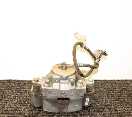 Hyundai Kona I Front brake caliper