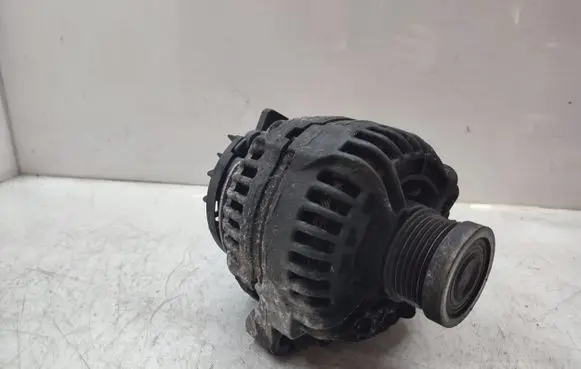 Volvo XC90 Generator/alternator 30667787