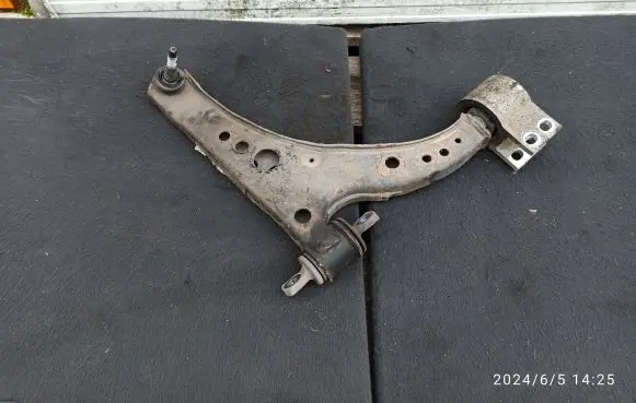 Opel Astra K Front lower control arm/wishbone