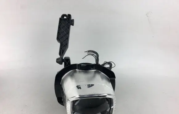 Volkswagen Tiguan Headlight part 1422000220 1420000648
