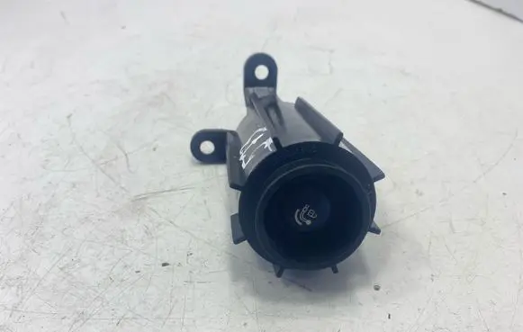 BMW 7 F01 F02 F03 F04 Switch for retractable tow bar