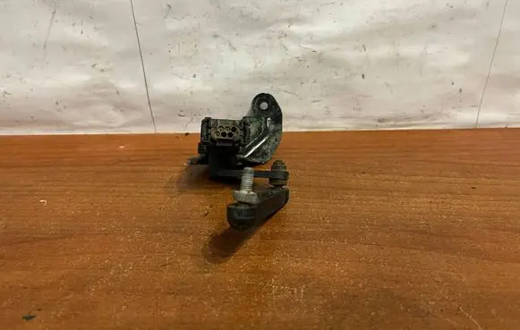 BMW X6 F16 Headlight/headlamp level sensor 6870200