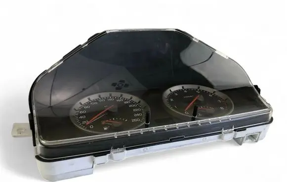 Volvo V70 Speedometer (instrument cluster) 30669182