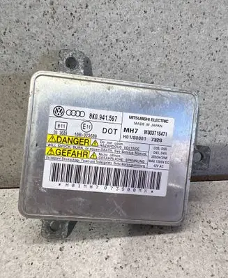 Audi A7 S7 4G Headlight ballast module Xenon 8K0941597 10R023689 W003T18471