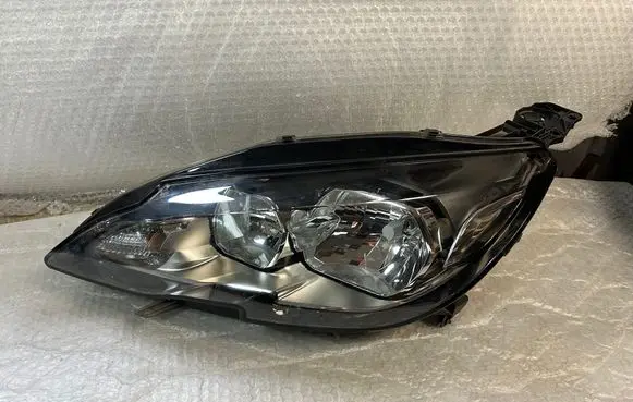 Peugeot 308 Headlight/headlamp 9677523080 6252L229