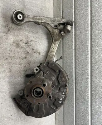 Audi A4 S4 B6 8E 8H Front wheel hub 8E0407242B
