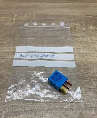 KIA Ceed Other relay 952242D000